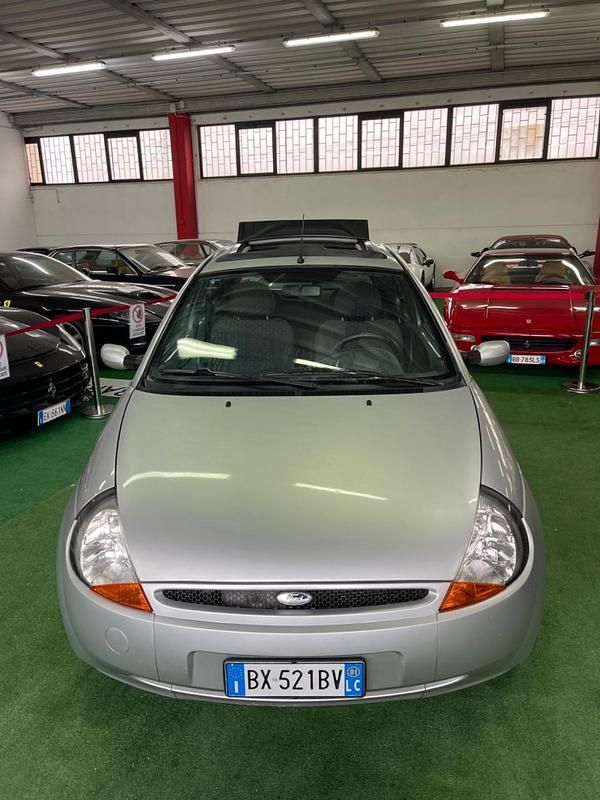 Usata Ford Ka 60 CV (44 kW) 2002 Argento Utilitaria