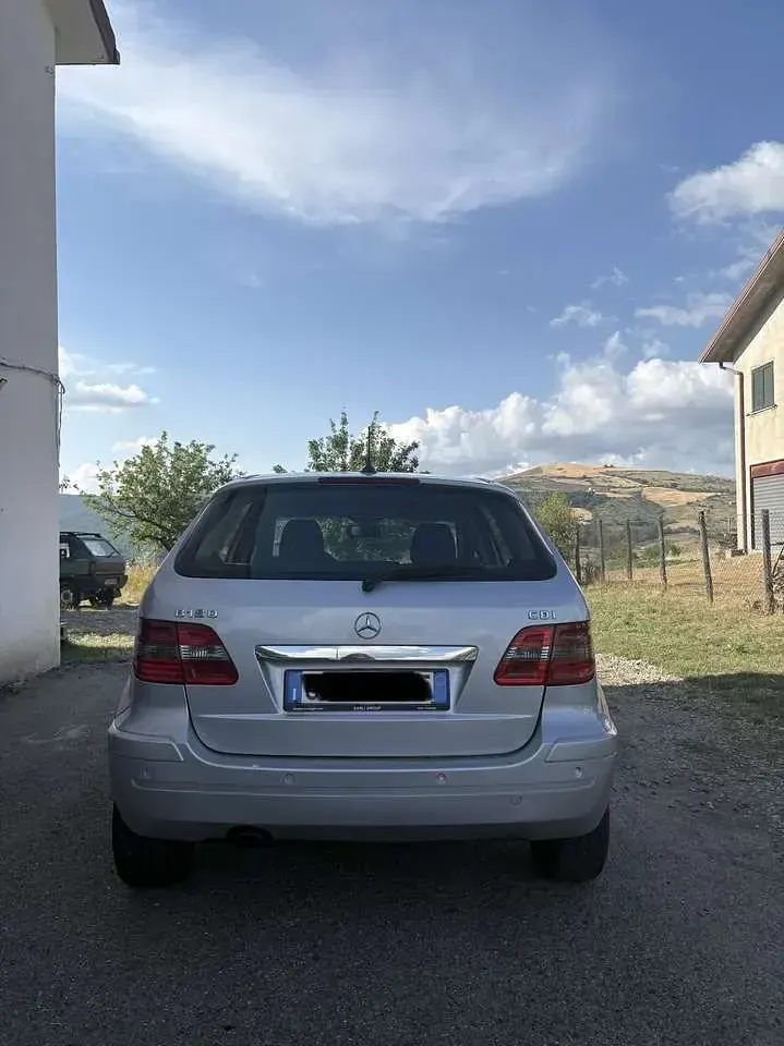 Usata Mercedes B180 109 CV (80 kW) 2007 Other Monovolume