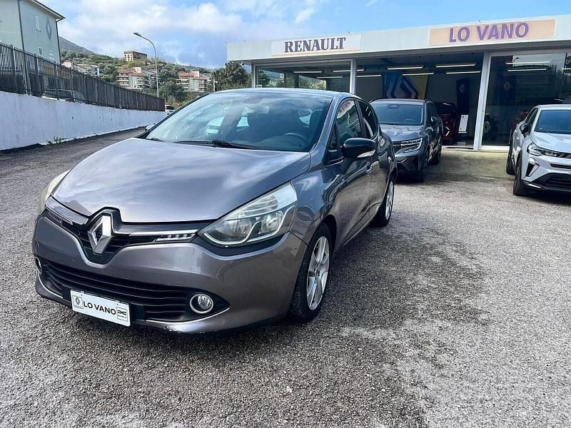 Usata Renault Clio IV 75 CV (55 kW) 2013 Grigio Berlina
