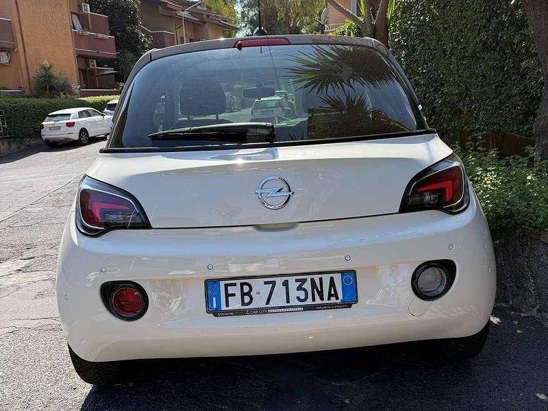 Beige Usata 2015 Opel Adam Glam Due volumi | 8800 € (Buon prezzo) - Immagine 1/4