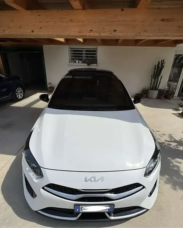Usata Kia ProCeed GT-Line 160 CV (117 kW) 2021 Bianco Station wagon