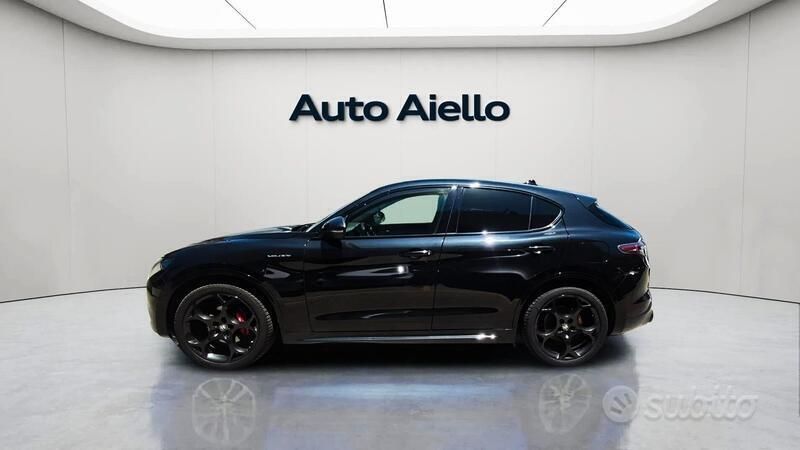 Usata Alfa Romeo Stelvio 209 CV (153 kW) 2024 Nero SUV