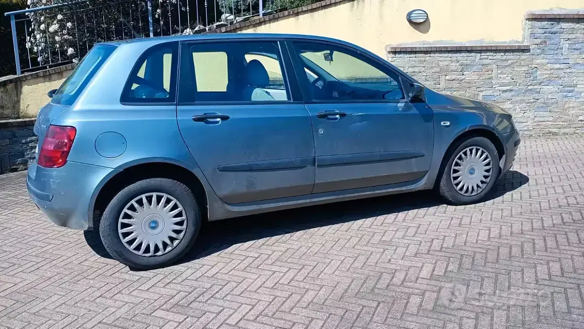 Usata Fiat Stilo 95 CV (69 kW) 2005 Berlina