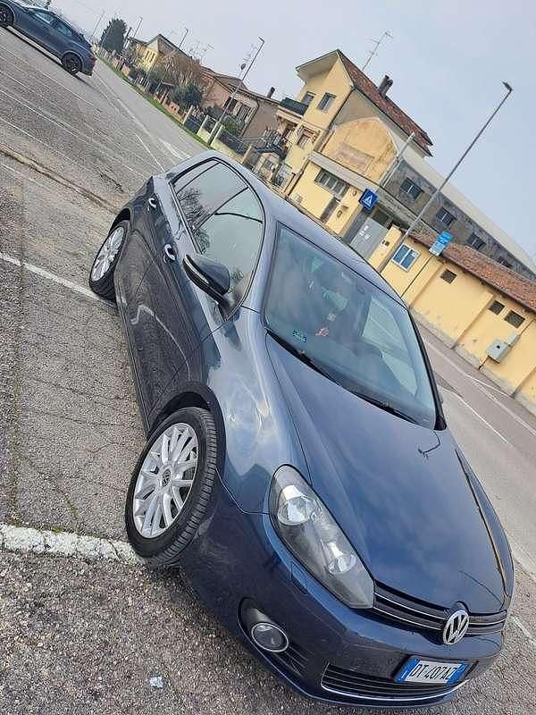 Usata VW Golf VI Highline 105 CV (77 kW) 2010 Utilitaria
