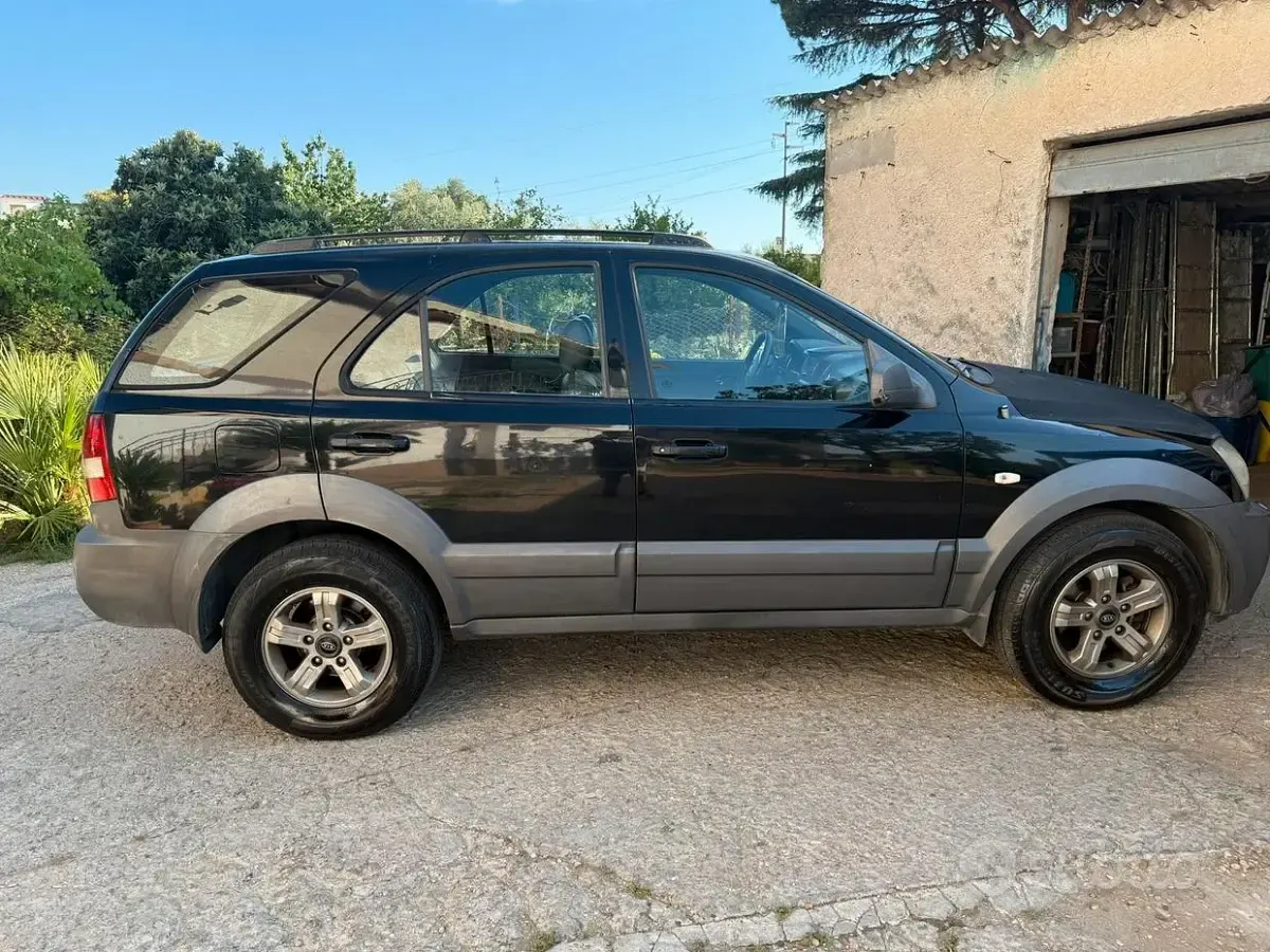 Usata Kia Sorento EX 140 CV (102 kW) 2008 Nero SUV