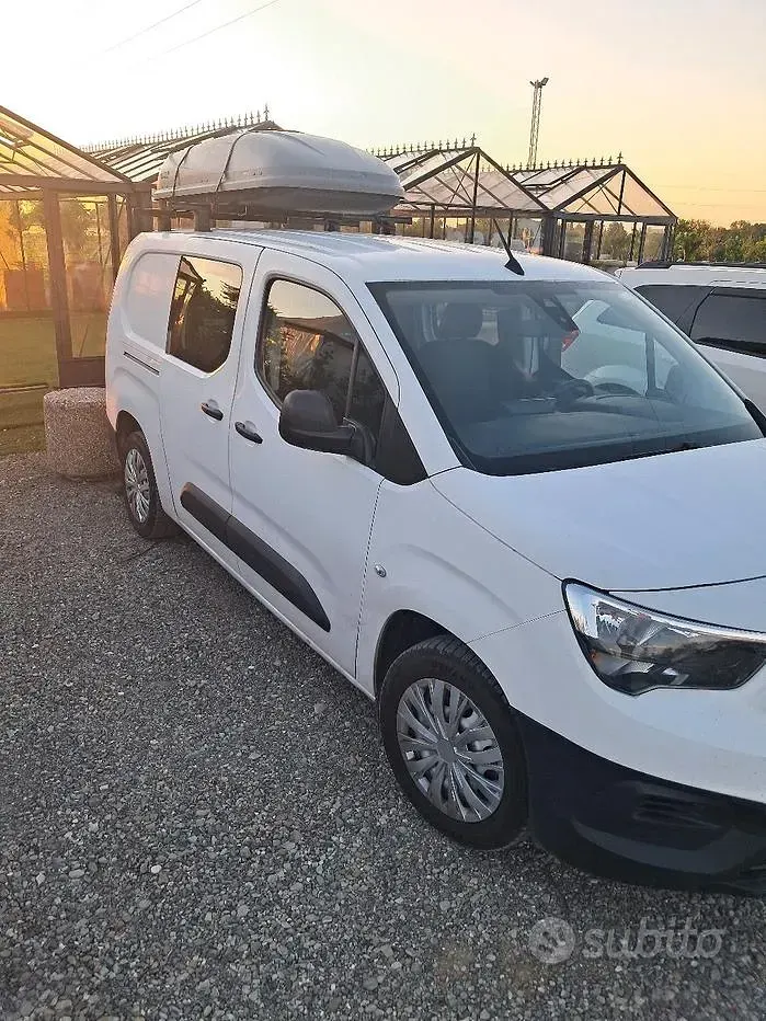 Usata Opel Combo 102 CV (75 kW) 2020 Bianco Monovolume