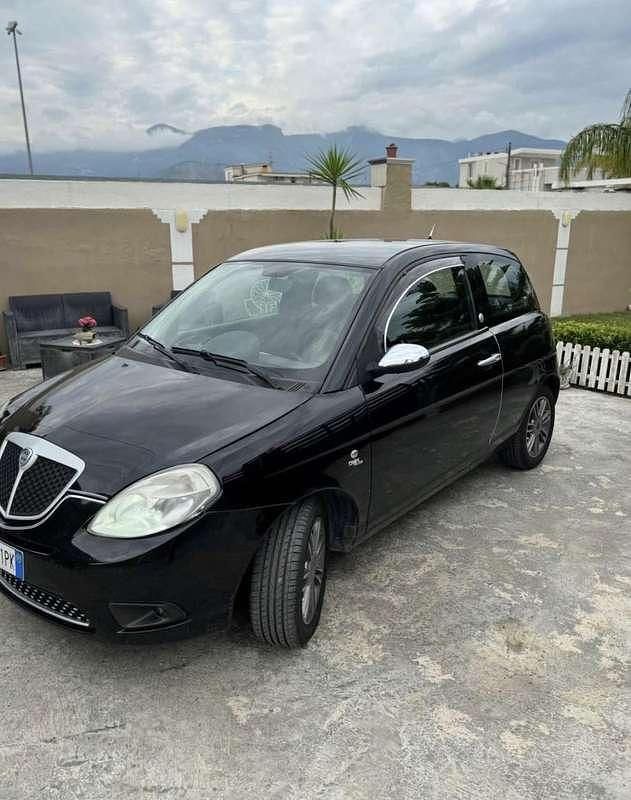 Usata Lancia Ypsilon Platinum 77 CV (56 kW) 2009 Utilitaria