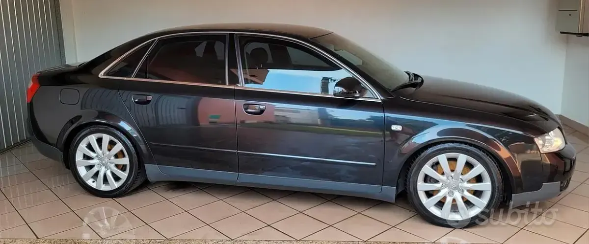 Usata Audi A4 180 CV (132 kW) 2001 Nero Berlina