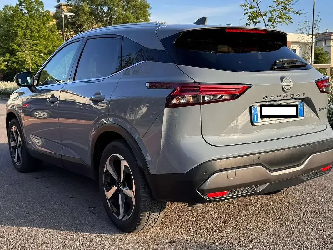 Usata Nissan Qashqai N-Connecta 190 CV (139 kW) 2023 Grigio SUV