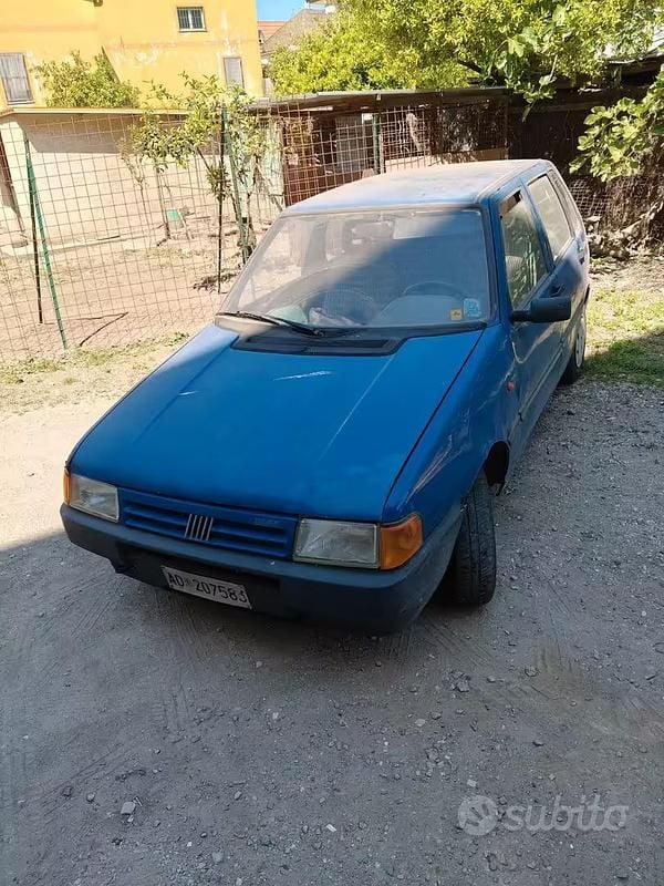 Usata Fiat Uno 45 CV (33 kW) 1992 Blu Utilitaria
