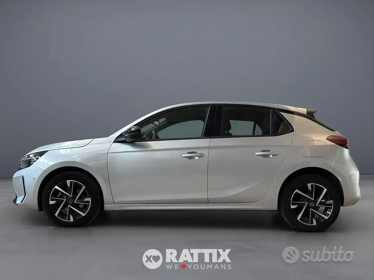 Usata Opel Corsa S 101 CV (74 kW) 2025 Crystal silver Utilitaria