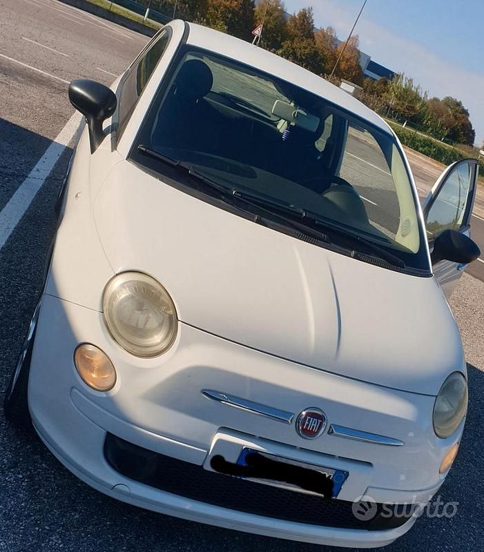 Usata Fiat 500 75 CV (55 kW) 2008 Bianco Utilitaria