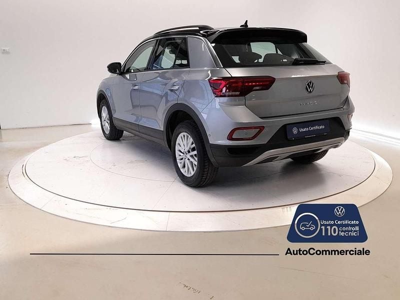 Usata VW T-Roc Life 150 CV (110 kW) 2024 Argento SUV