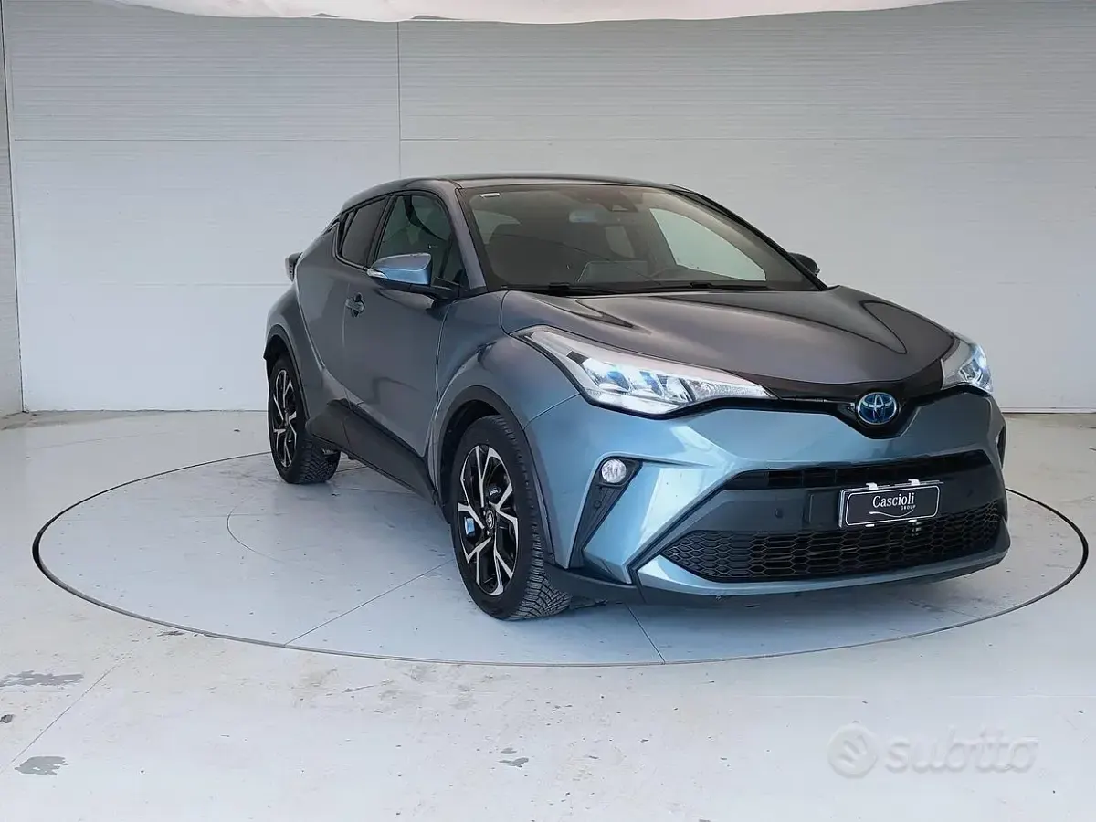 Usata Toyota C-HR Trend 98 CV (72 kW) 2022 Grigio SUV