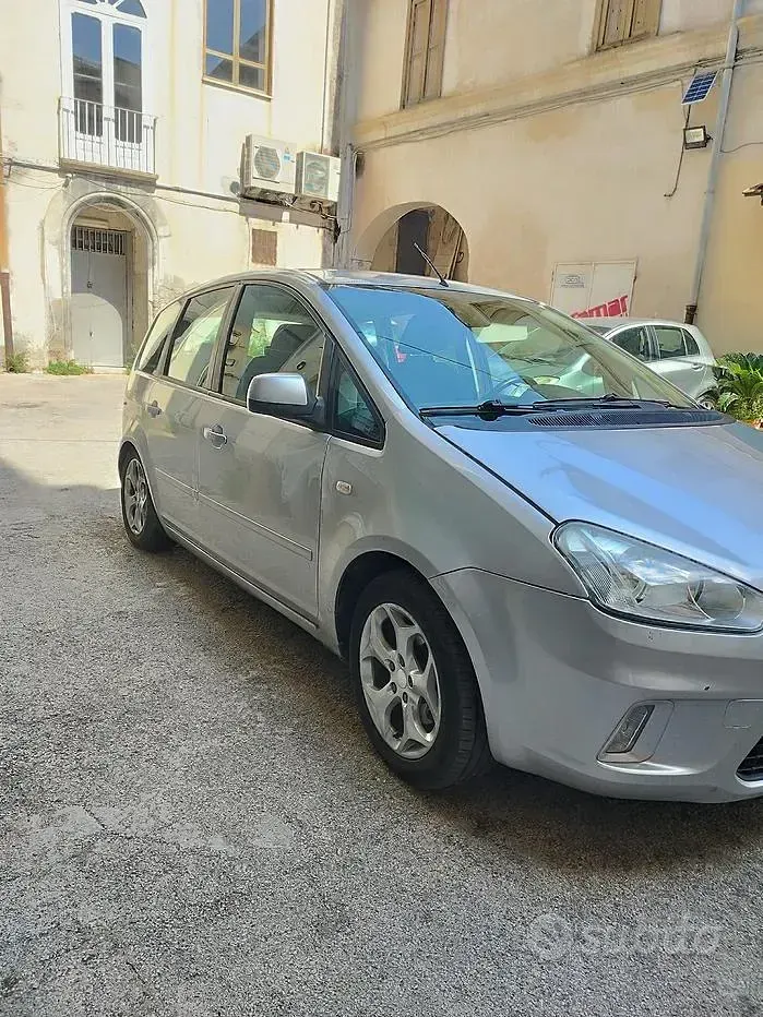 Usata Ford C-MAX 109 CV (80 kW) 2010 Grigio Monovolume