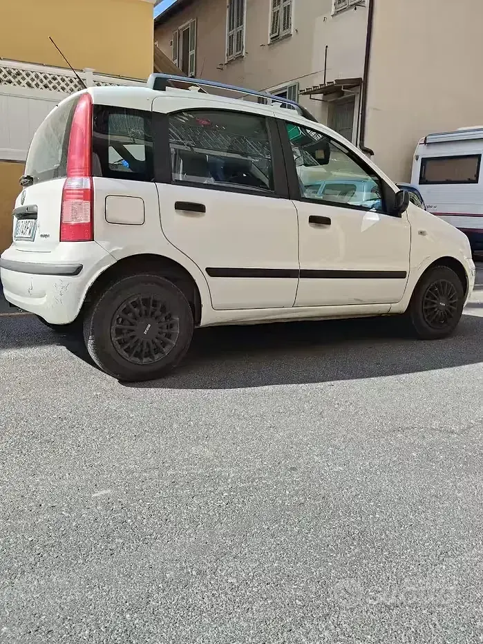Usata Fiat Panda 69 CV (50 kW) 2006 Bianco Utilitaria