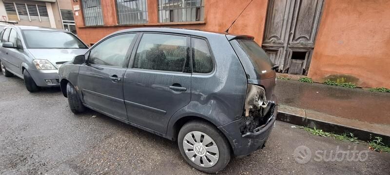Usata VW Polo 2005 Blu Berlina