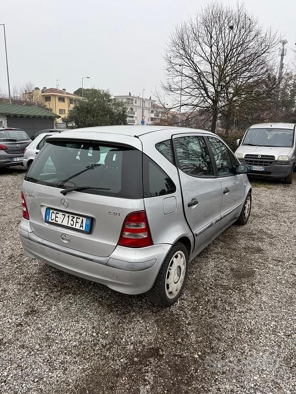 Usata Mercedes A170 Classic 95 CV (69 kW) 2003 Grigio Berlina