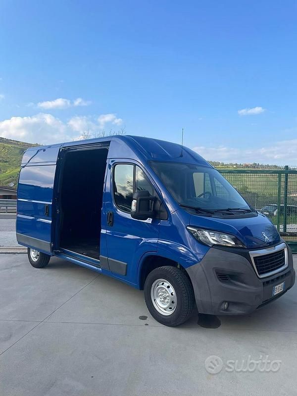 Usata Peugeot Boxer 131 CV (96 kW) 2015 Blu Furgone