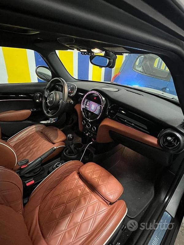 Usata Mini ONE 75 CV (55 kW) 2021 Utilitaria
