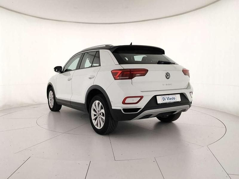 Usata VW T-Roc Style 110 CV (80 kW) 2023 Pure white nero SUV