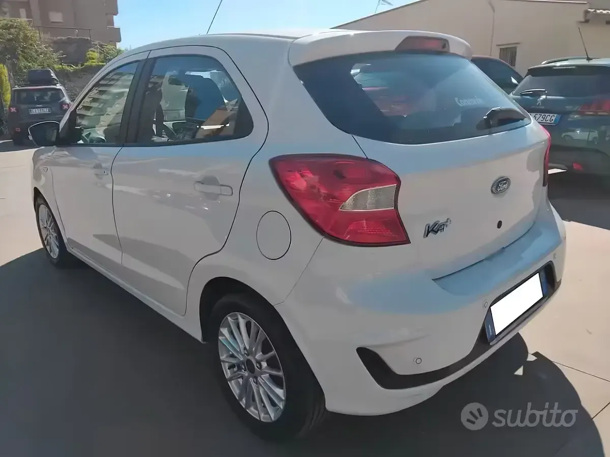 Usata Ford Ka Plus 86 CV (63 kW) 2020 Bianco Utilitaria