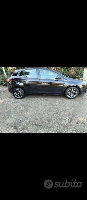 Usata Fiat Bravo 105 CV (77 kW) 2013 Nero Utilitaria