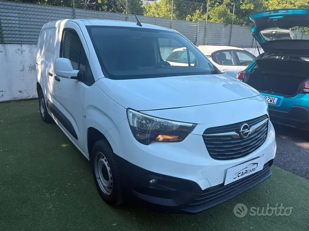Usata Opel Combo S 102 CV (75 kW) 2021 Bianco Monovolume