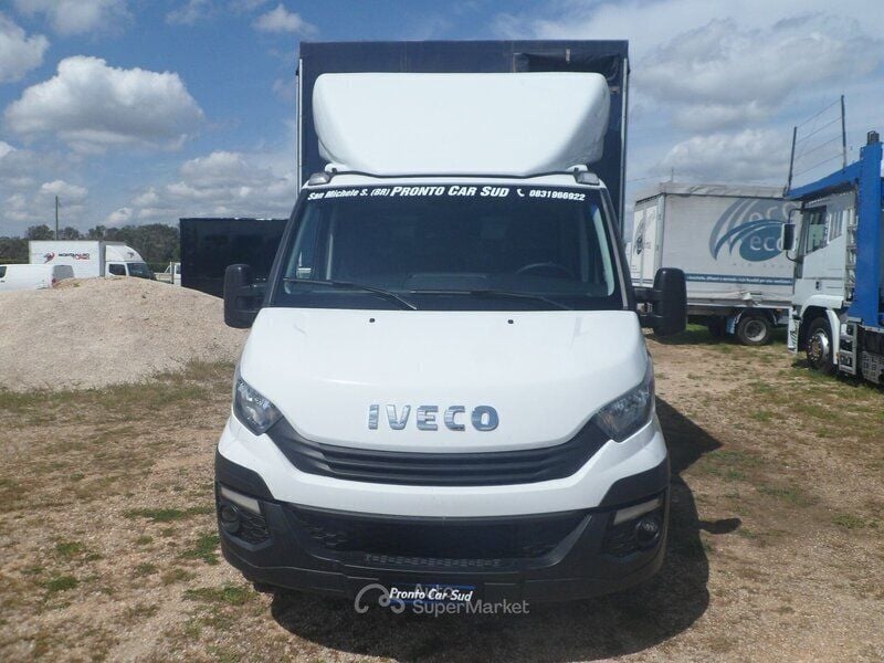 Usata Iveco Daily 160 CV (117 kW) 2019 Bianco Furgone