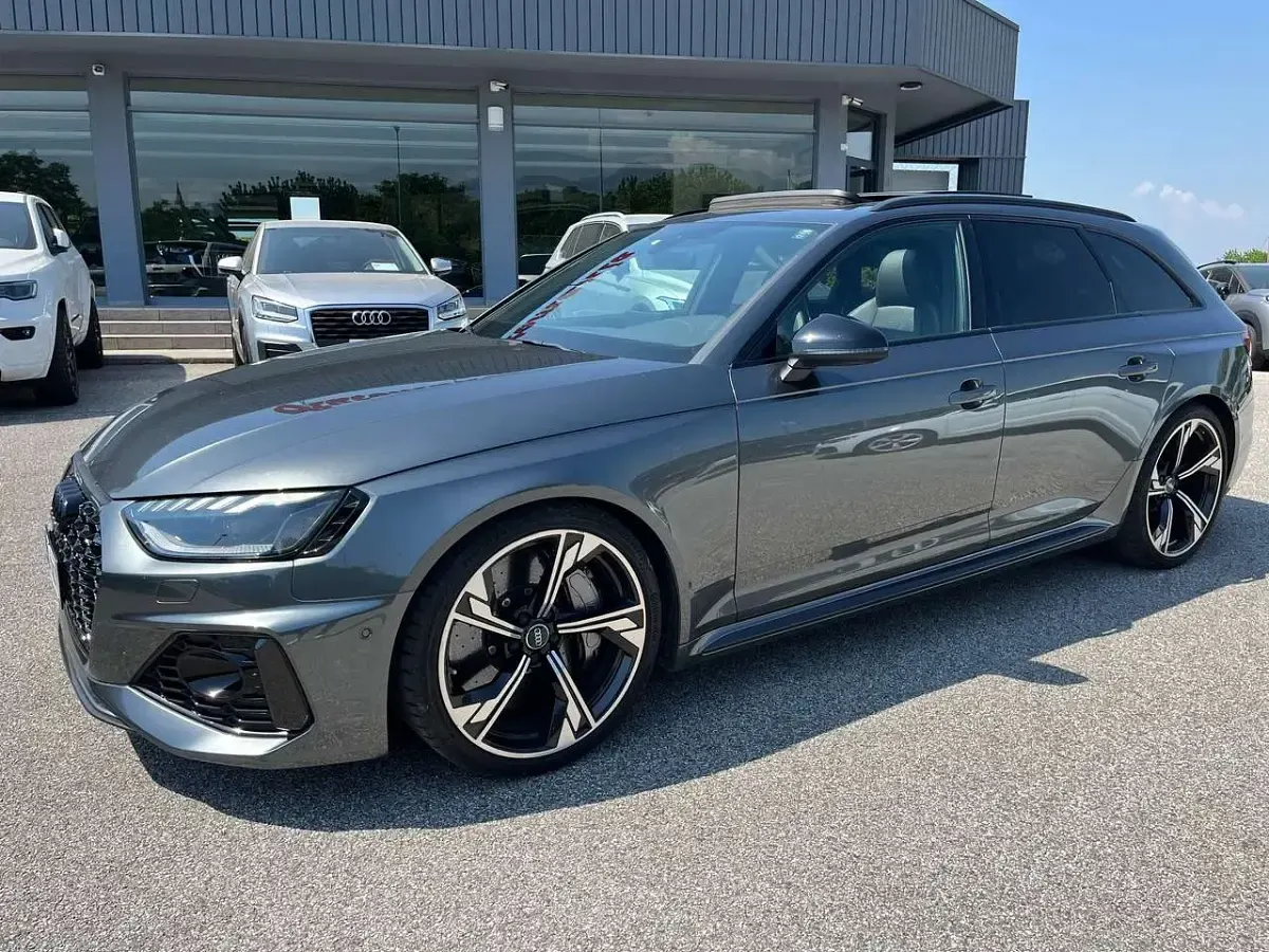 Usata Audi RS4 450 CV (330 kW) 2020 Grigio Station wagon