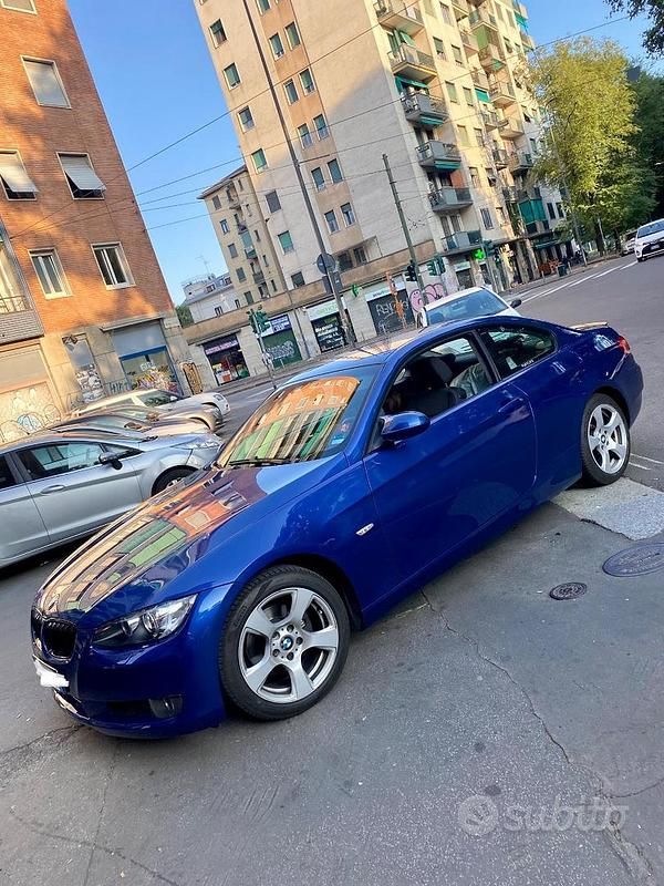 Usata BMW 320 170 CV (125 kW) 2007 Blu Coupé