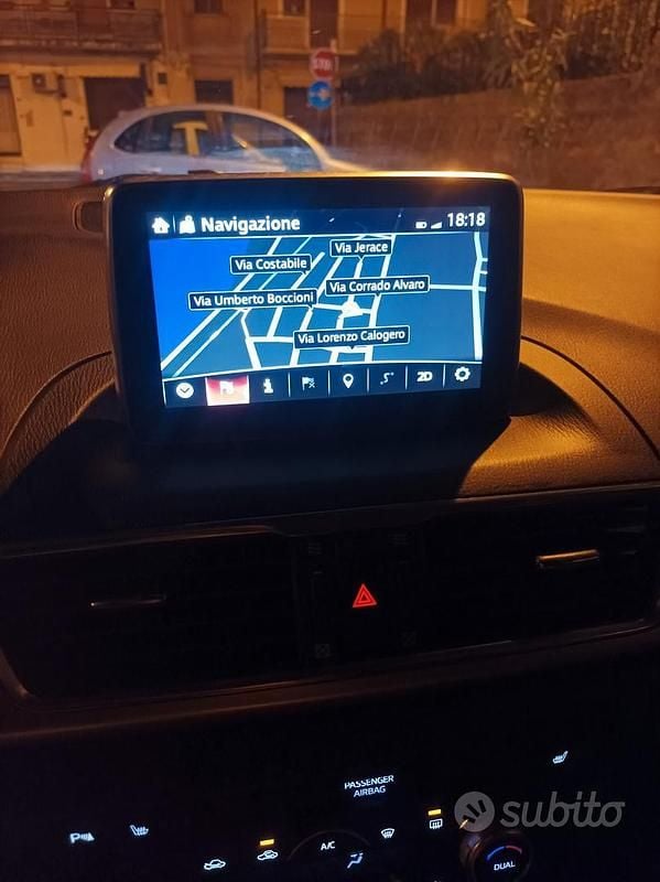 Usata Mazda 3 Exceed 105 CV (77 kW) 2017 Grigio Berlina