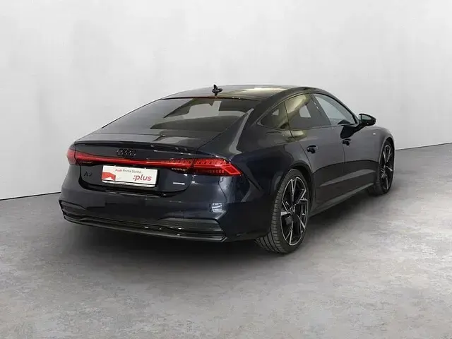 Usata Audi A7 Sportback Advanced Plus 286 CV (210 kW) 2025 Blu firmamento metallizzato Utilitaria