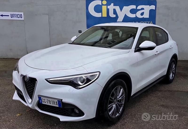 Usata Alfa Romeo Stelvio Business 190 CV (139 kW) 2021 Bianco SUV