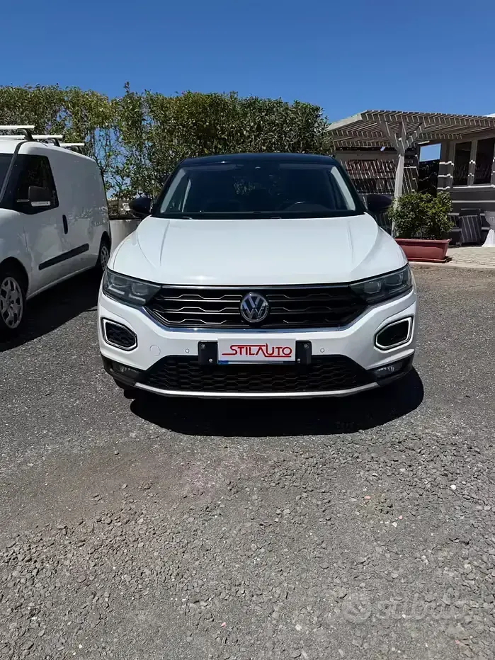 Usata VW T-Roc Style 116 CV (85 kW) 2019 Bianco SUV