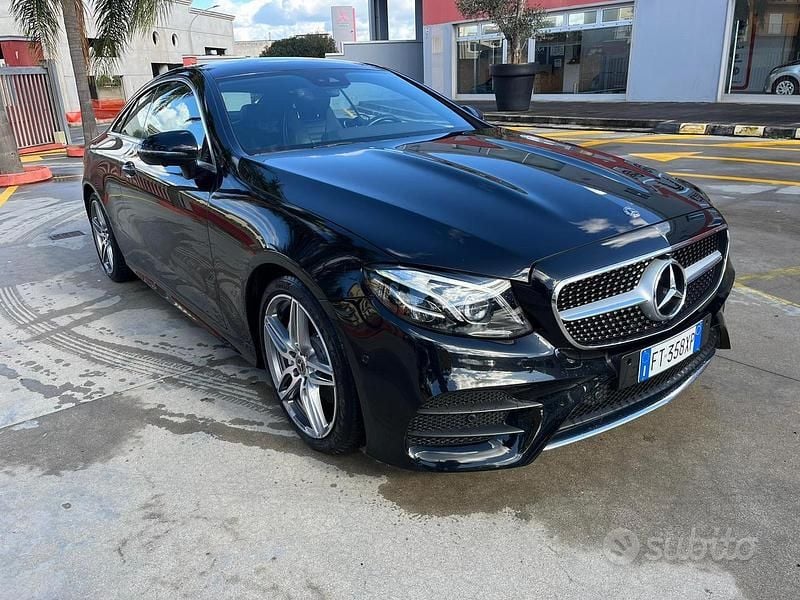 Usata Mercedes E220 Premium 194 CV (142 kW) 2019 Nero Coupé