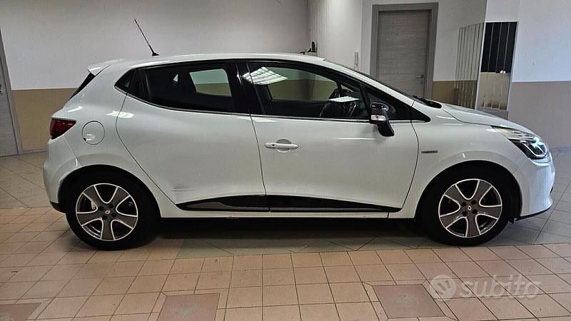 Usata Renault Clio IV 75 CV (55 kW) 2015 Bianco Berlina