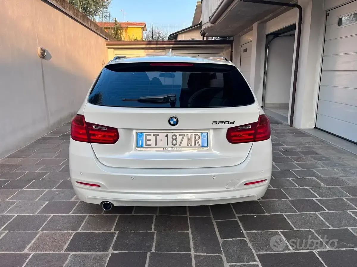 Usata BMW 320 Advantage 184 CV (135 kW) 2014 Bianco Station wagon