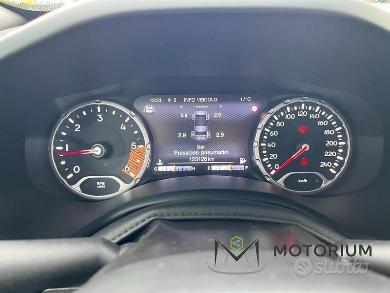 Usata Jeep Renegade Limited 131 CV (96 kW) 2020 Blu SUV