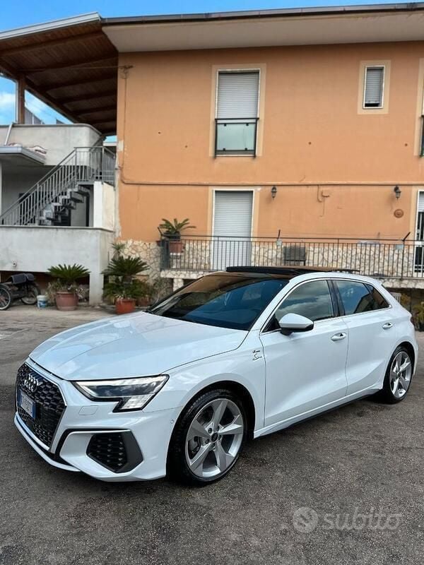 Usata Audi A3 S-Line 150 CV (110 kW) 2024 Bianco Berlina