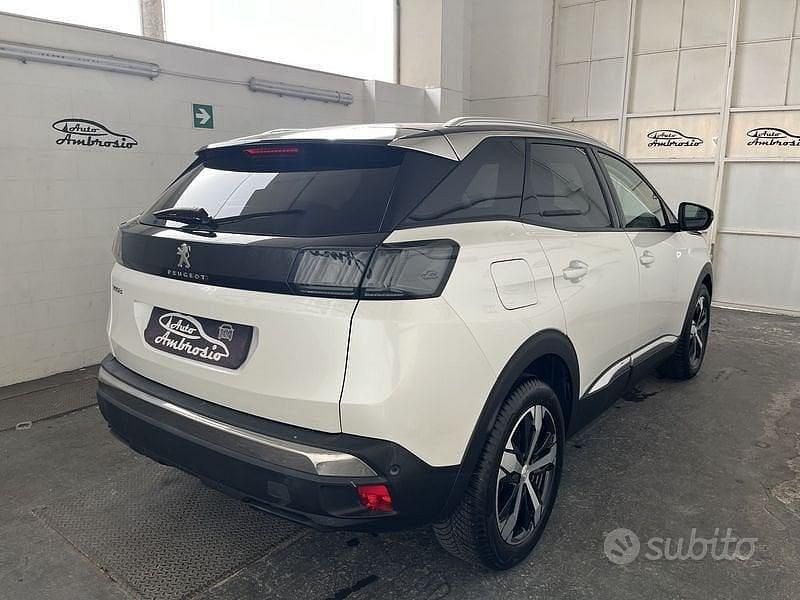 Usata Peugeot 3008 Allure 131 CV (96 kW) 2021 Bianco SUV