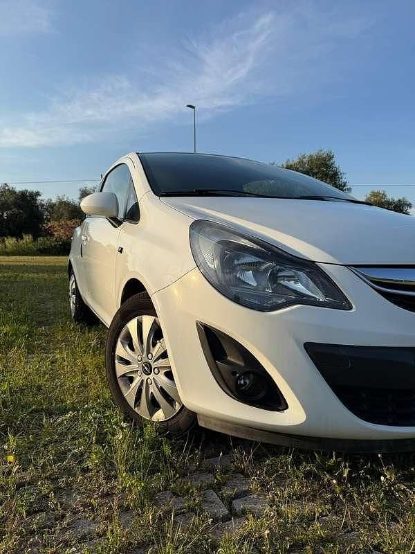 Usata Opel Corsa 86 CV (63 kW) 2015 Bianco Utilitaria
