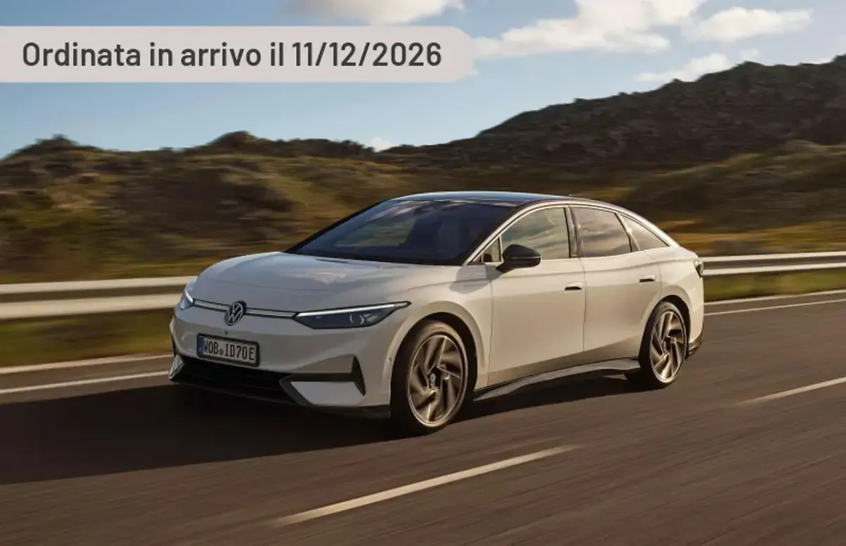 Usata VW ID.7 GTX 88 kW (121 CV) 2024 Argento Utilitaria