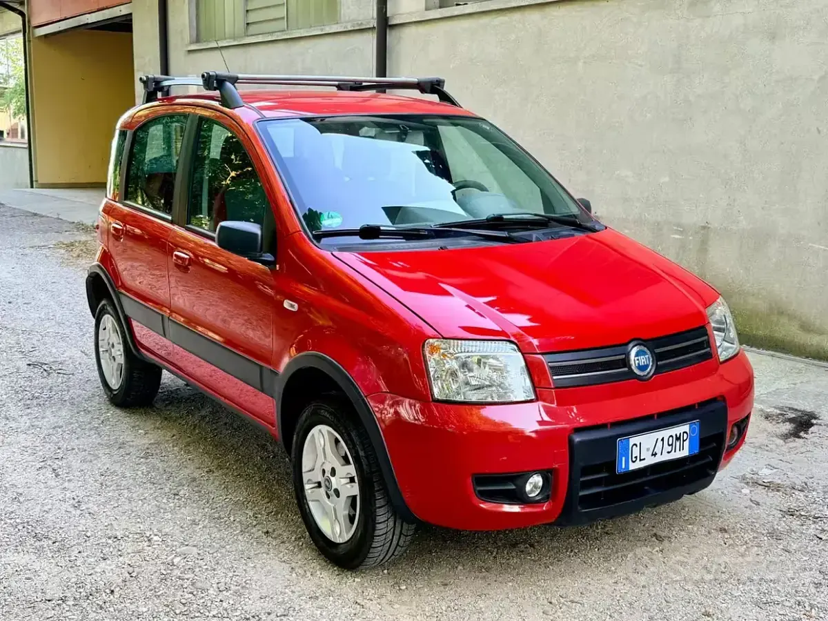 Usata Fiat Panda 4x4 69 CV (50 kW) 2006 Utilitaria