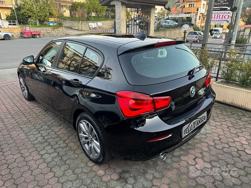 Begagnad BMW 116 116 HK (85 kW) 2018 Svart Halvkombi