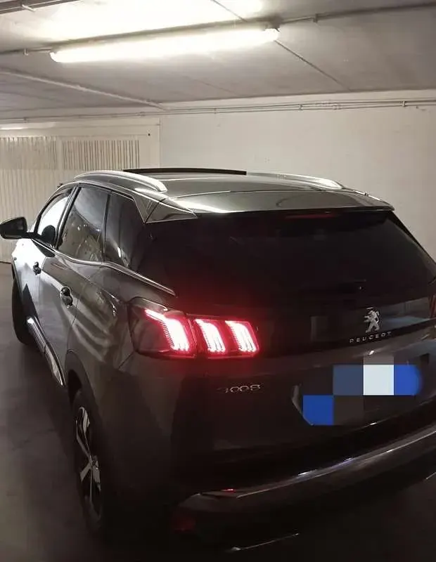 Usata Peugeot 3008 GT 131 CV (96 kW) 2022 Grigio SUV