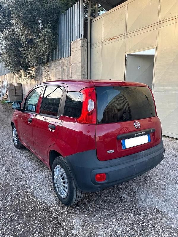 Usata Fiat Panda Pop 80 CV (58 kW) 2015 Rosso Utilitaria