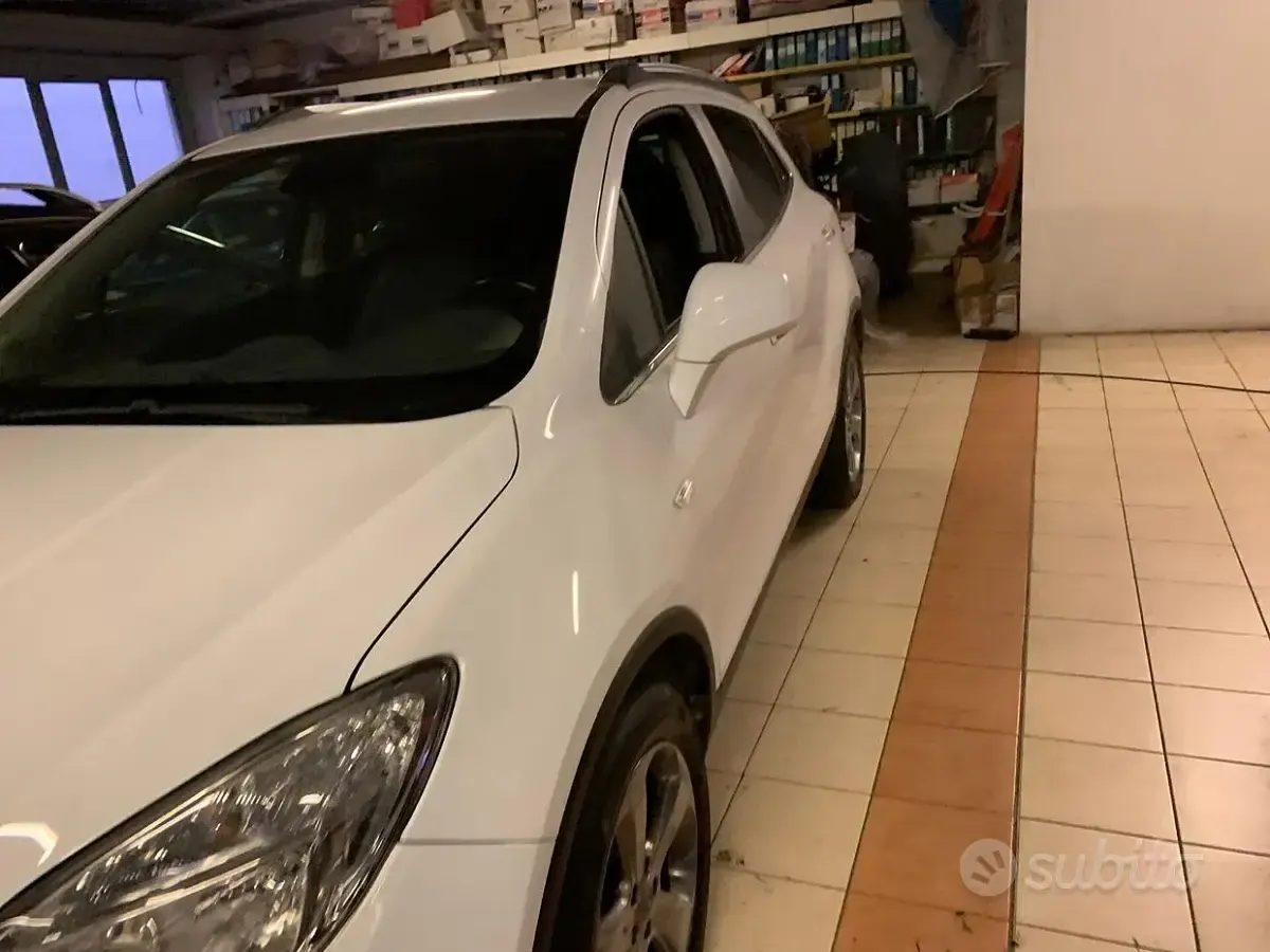 Usado Opel Mokka 131 CV (96 kW) 2013 Blanco SUV