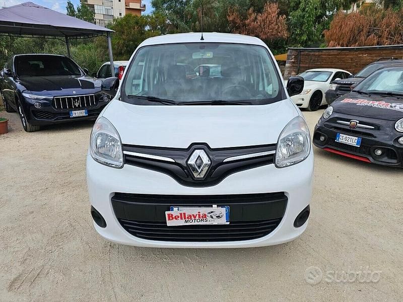 Usata Renault Kangoo Life 75 CV (55 kW) 2019 Bianco Monovolume