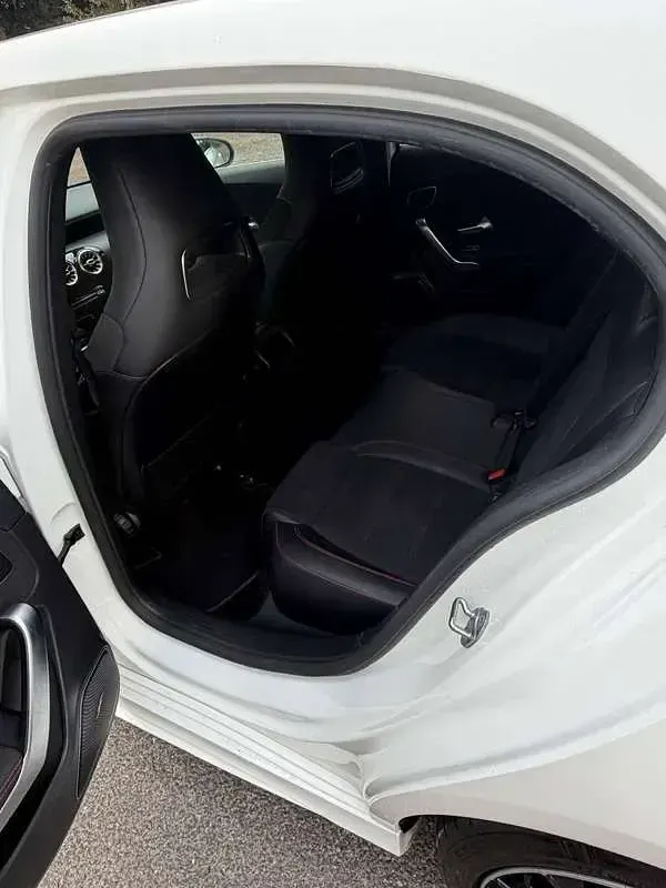 Usata Mercedes 200 Premium 150 CV (110 kW) 2019 Bianco Berlina